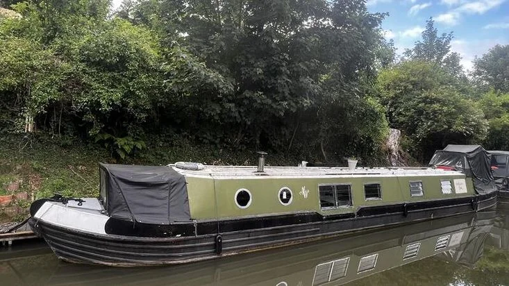 TEST NARROWBOAT - Image 2